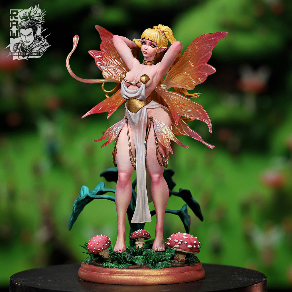 Resin Miniature - Lynetta - Fairy Pin-Up