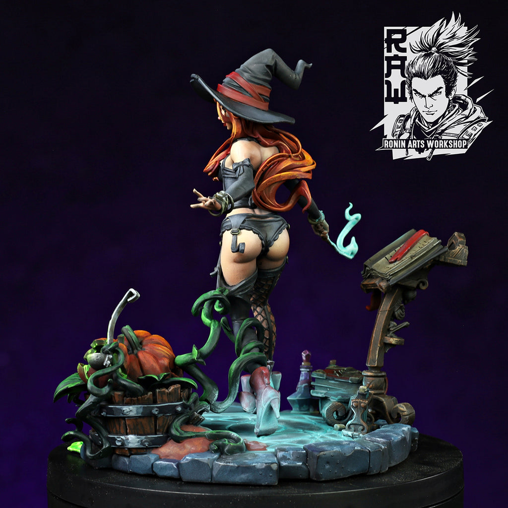 Resin Miniature - The Pumpkin Witch