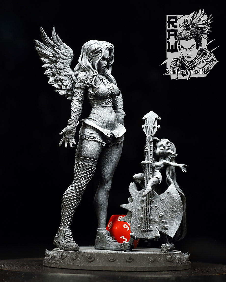 Resin Miniature - Madeline Pin-Up