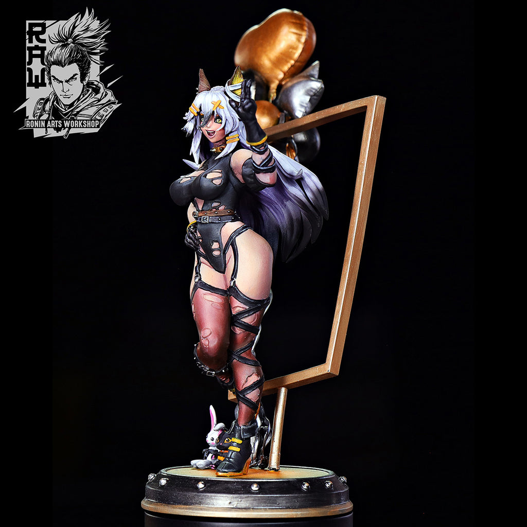 Resin Miniature - Winnie - Catgirl PinUp